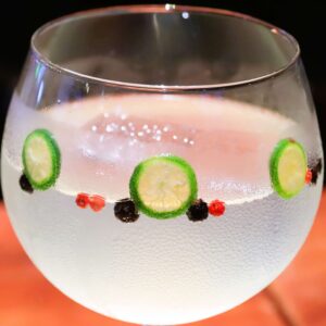 Rhubarb - Calamansi Gin & Tonic